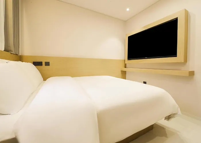 Seomyeon Nestly Hotel Busan