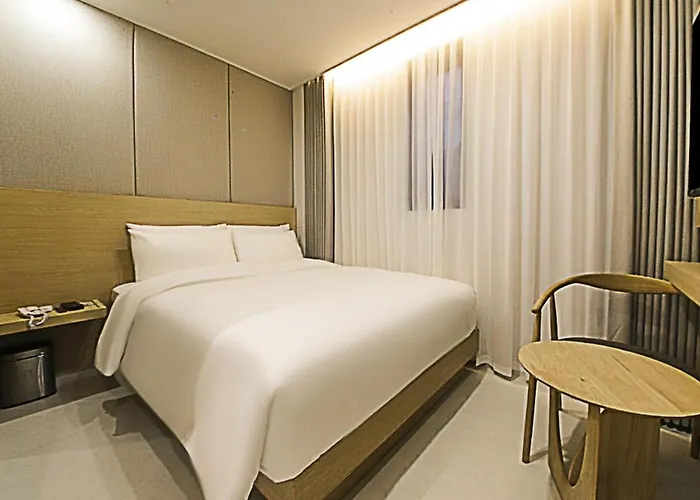 Seomyeon Nestly Hotel
