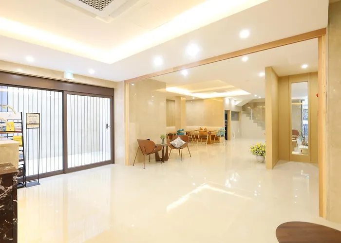 Seomyeon Nestly Hotel Busan
